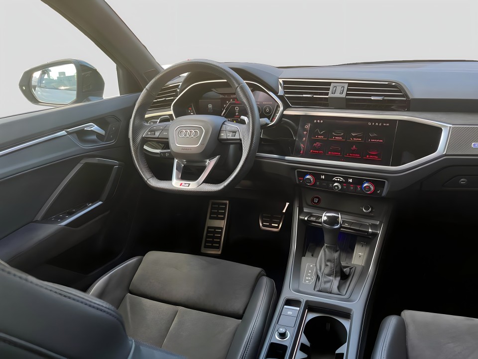 Audi RS Q3 TFSI quattro S tronic (4)