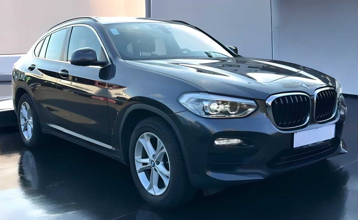 BMW X4 XDRIVE20D (2)