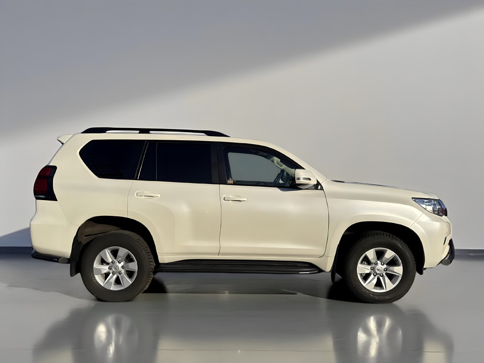 Toyota Land Cruiser (4)