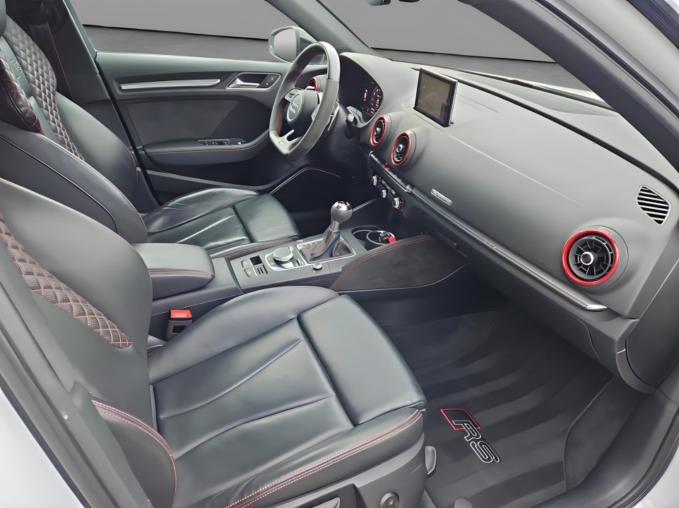 Audi RS3 TFSI quattro S tronic - foto 7