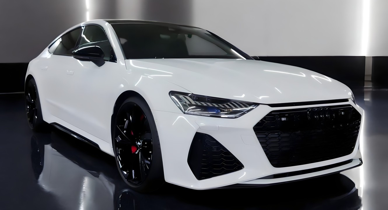 Audi RS7 TFSI quattro tiptronic (2)