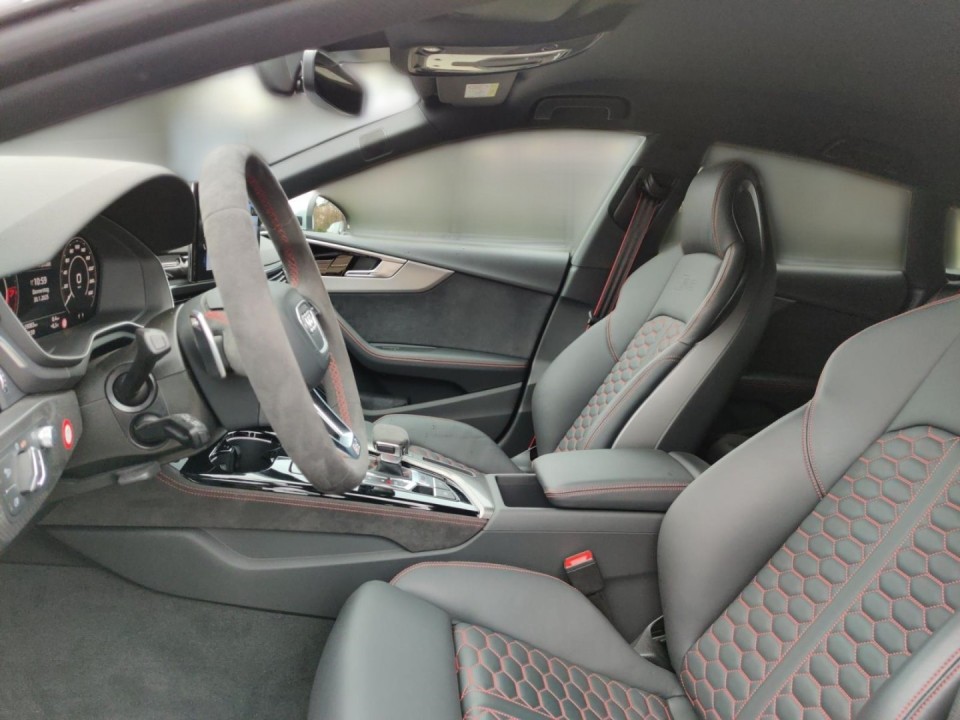 Audi RS5 TFSI quattro tiptronic (5)