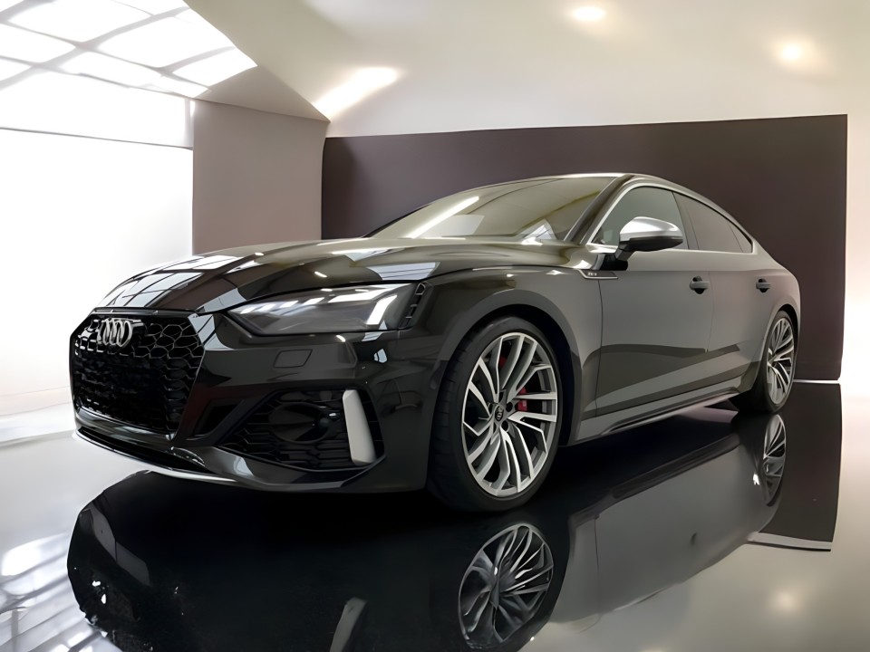 Audi RS5 TFSI quattro tiptronic