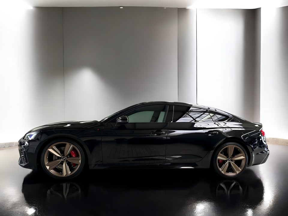 Audi RS5 TFSI quattro tiptronic (3)