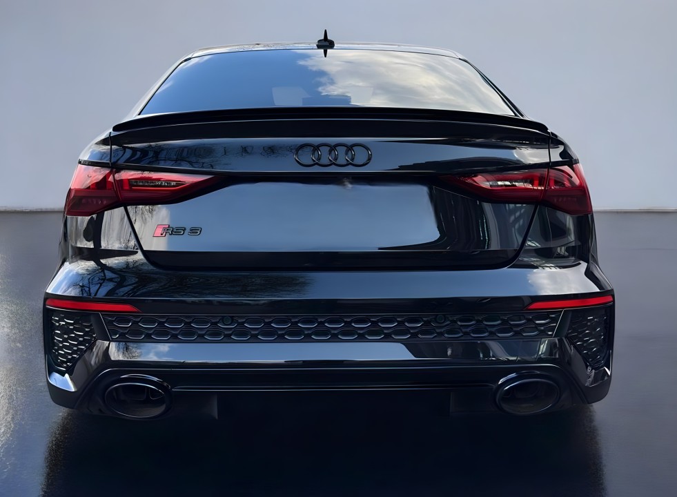 Audi RS3 TFSI quattro S tronic (4)