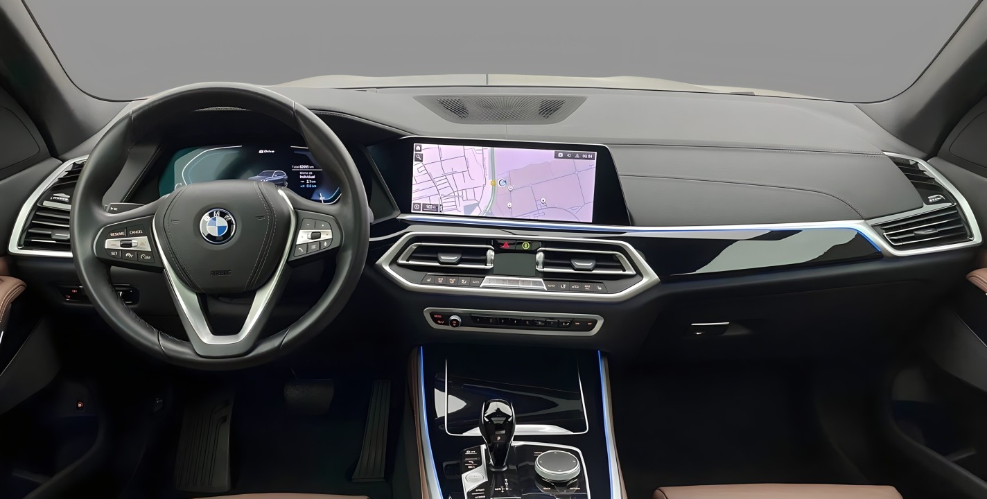 BMW X5 xDrive45e (5)