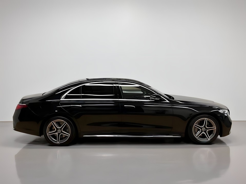 Mercedes-Benz S 580e AMG (3)