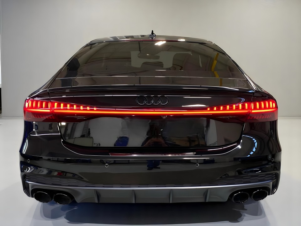 Audi S7 TDI quattro tiptronic (4)