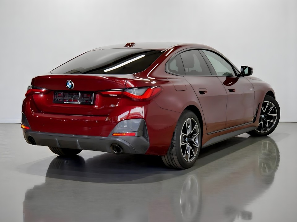 BMW Seria 4 430i Gran Coupe M-Sport (2)