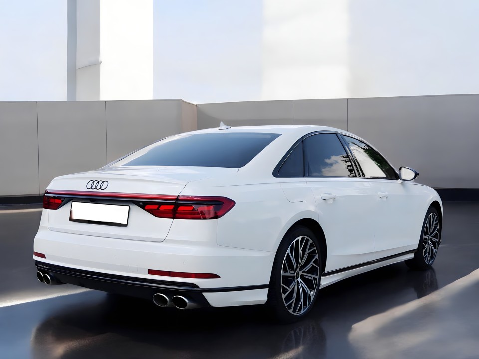 Audi S8 TFSI quattro tiptronic (4)
