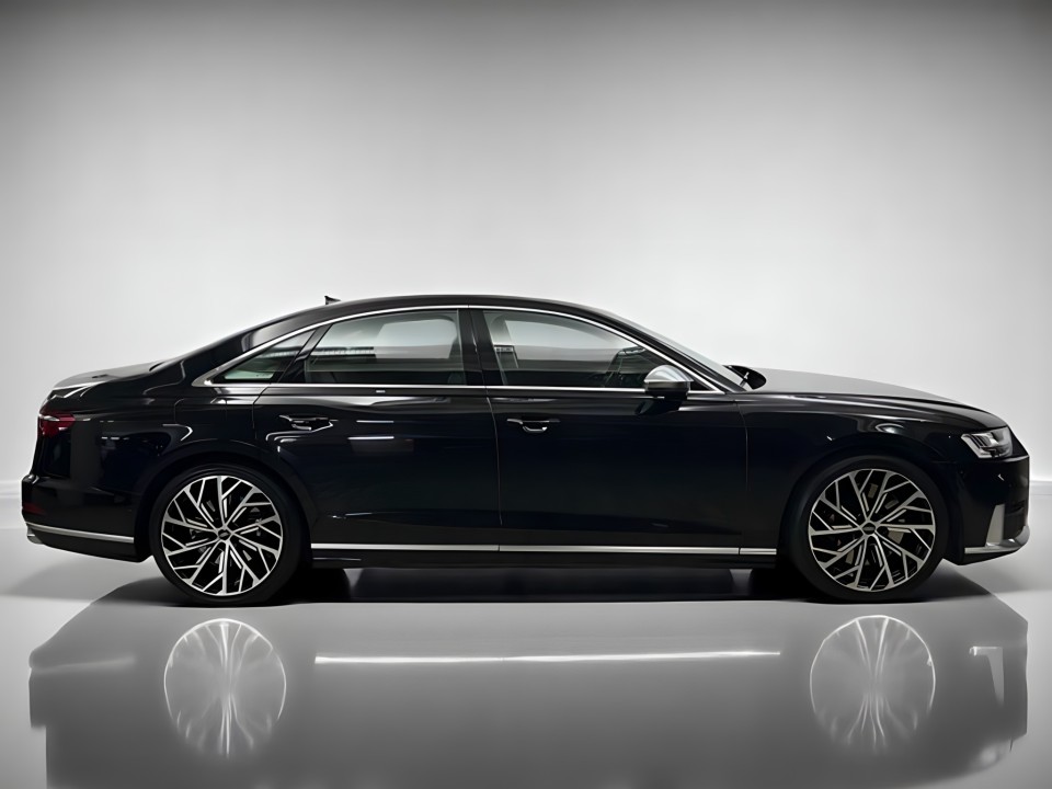 Audi S8 TFSI quattro tiptronic (3)