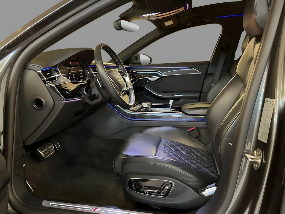Audi S8 TFSI quattro tiptronic - foto 9