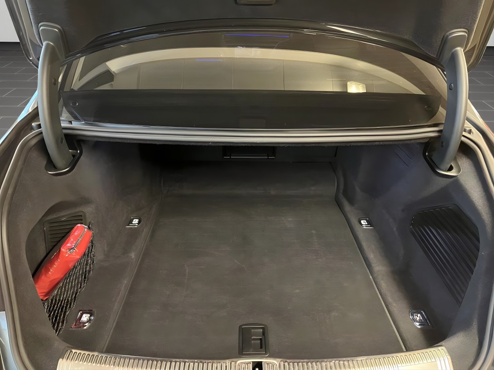 Audi S8 TFSI quattro tiptronic - foto 14