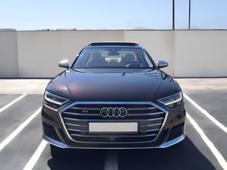 Audi S8 TFSI quattro tiptronic (2)