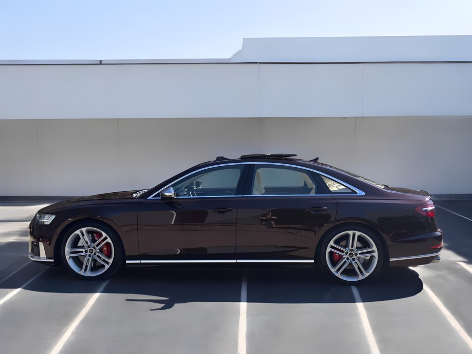 Audi S8 TFSI quattro tiptronic (4)