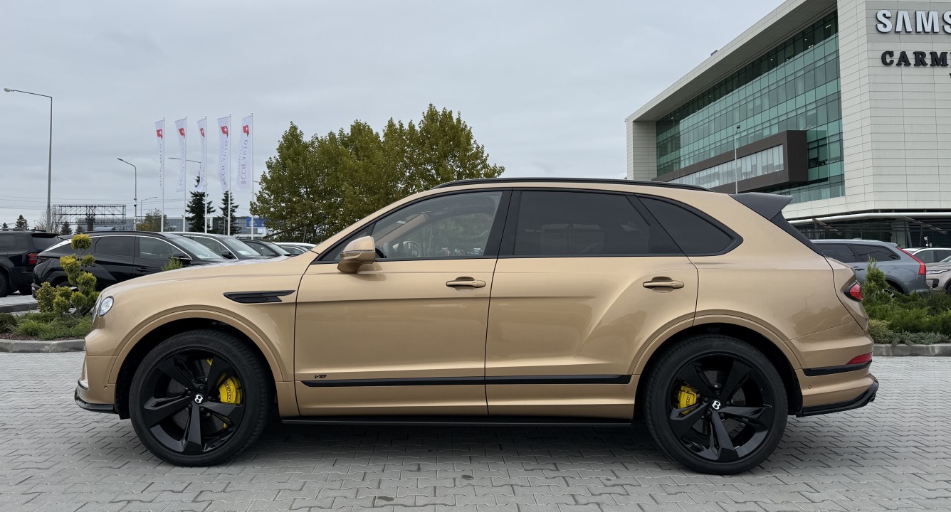 Bentley Bentayga V8 Mulliner - foto 6