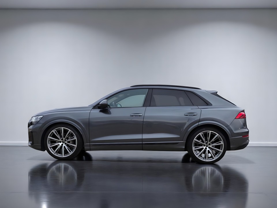 Audi Q8 55 TFSI quattro tiptronic (5)