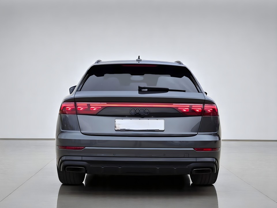 Audi Q8 55 TFSI quattro tiptronic (3)
