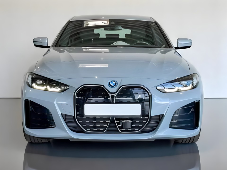 BMW i4 eDrive40 Gran Coupe (2)
