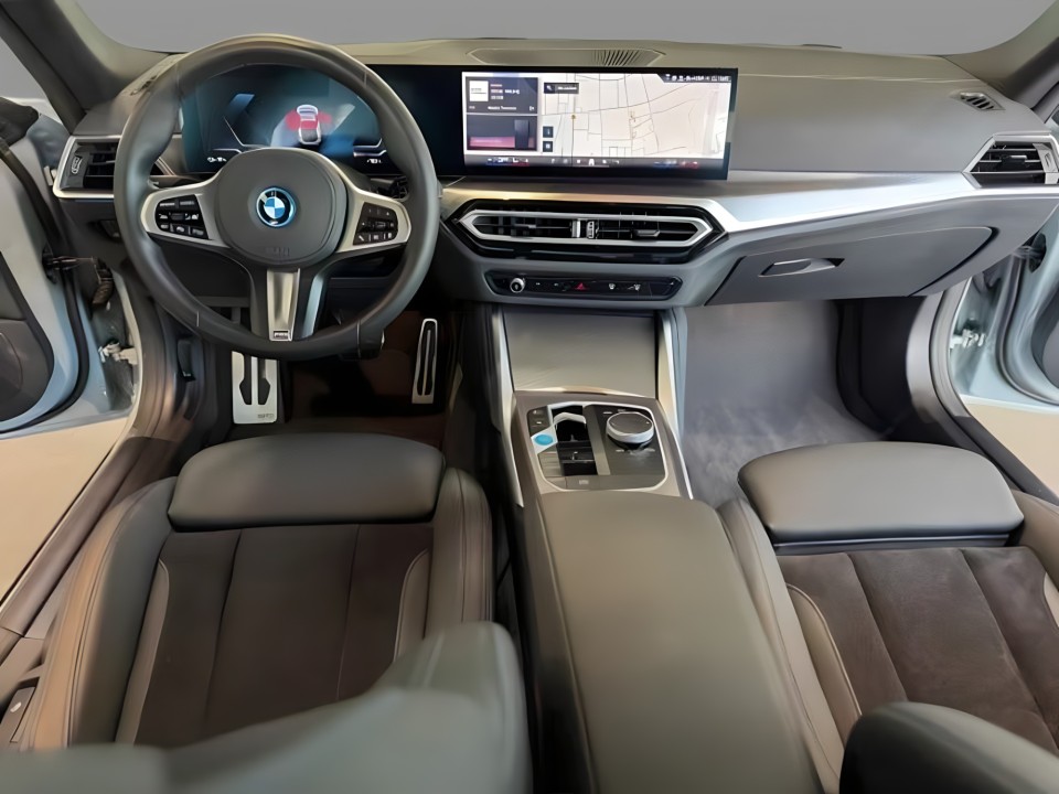 BMW i4 eDrive40 Gran Coupe (5)
