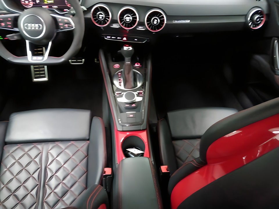 Audi TT S TFSI quattro S tronic - foto 10
