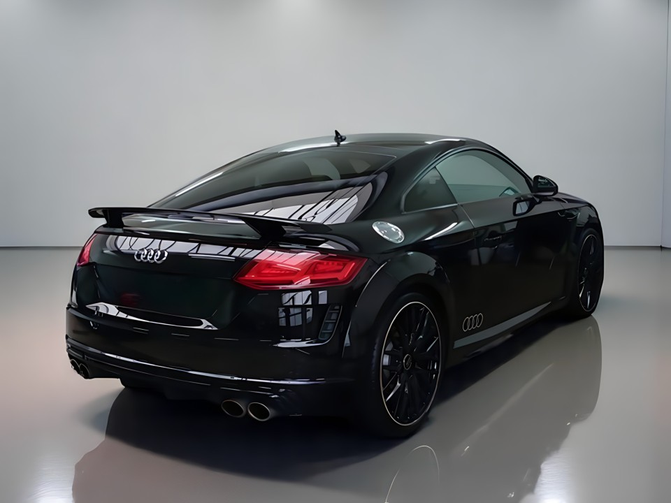 Audi TT S TFSI quattro S tronic (5)
