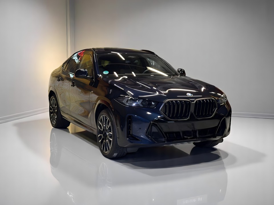 BMW X6 40i xDrive M-Sport (3)