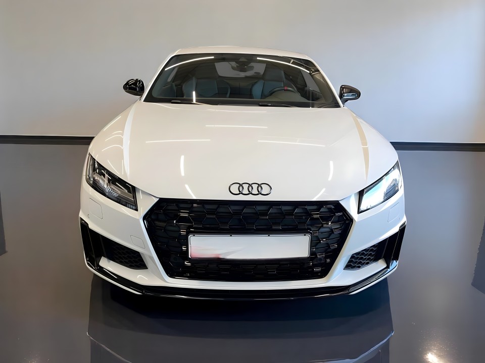 Audi TT Coupe 40 TFSI S tronic (2)