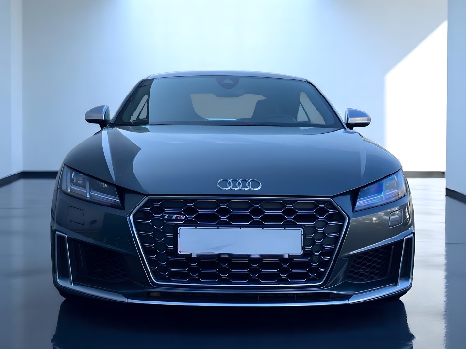 Audi TT S Coupe TFSI quattro S tronic (2)