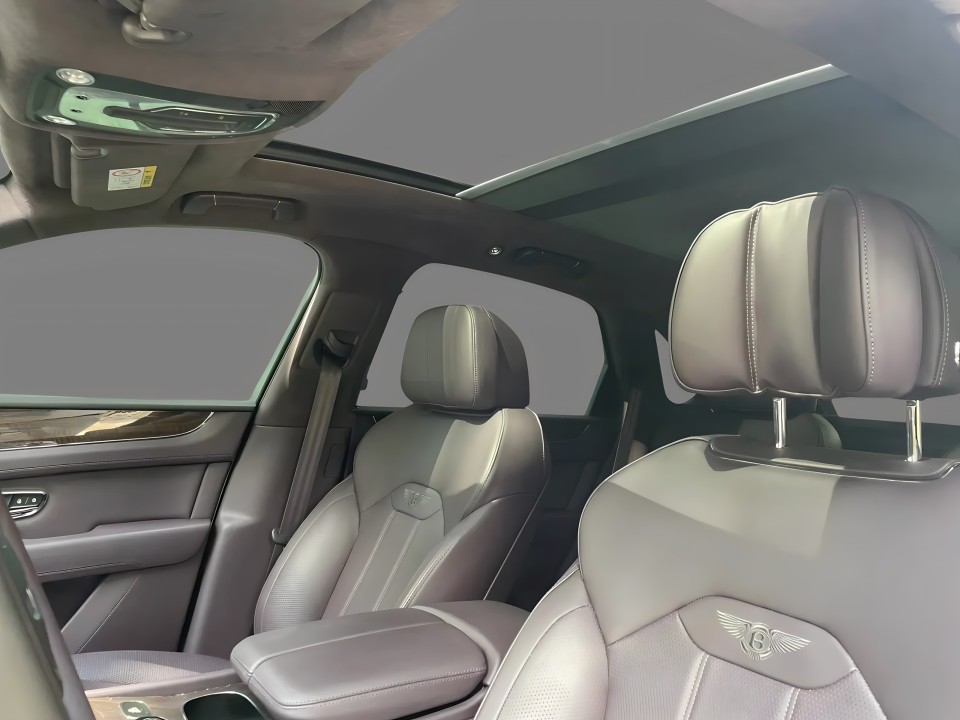 Bentley Bentayga V8 - foto 22