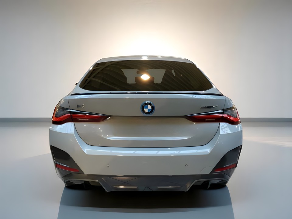 BMW i4 eDrive40 (5)