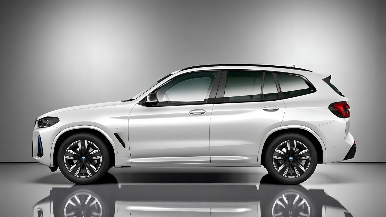 BMW iX3 (3)