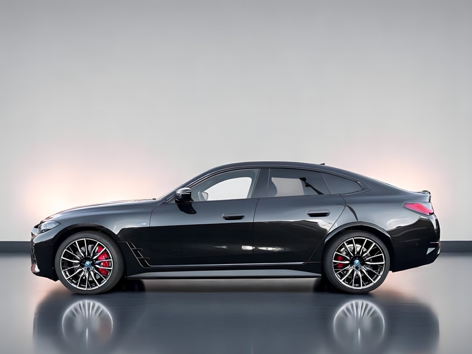 BMW i4 M50 Gran Coupe (5)