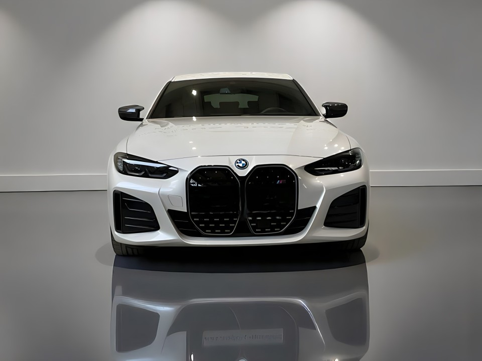 BMW i4 M50 Gran Coupe (2)