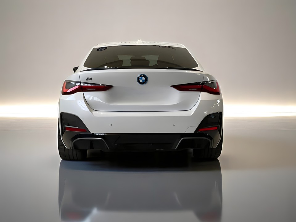 BMW i4 M50 Gran Coupe (5)