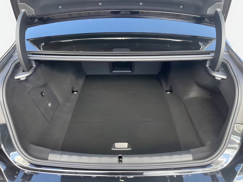 BMW i7 M70 xDrive - foto 19