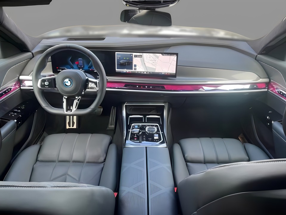BMW i7 M70 xDrive - foto 9