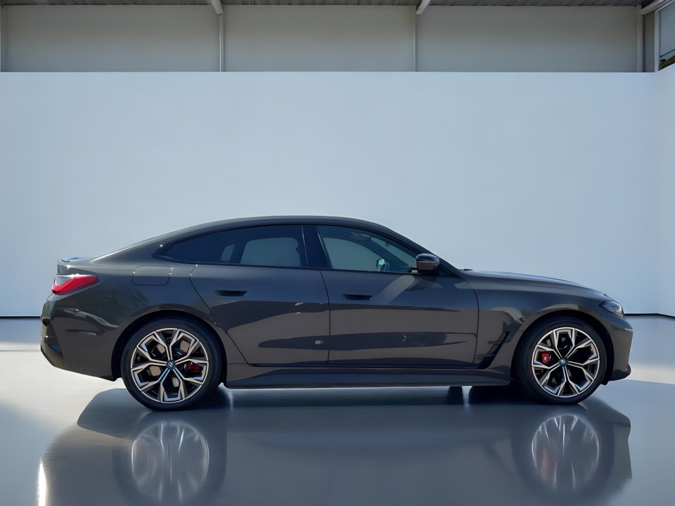 BMW i4 M50 Gran Coupe (4)