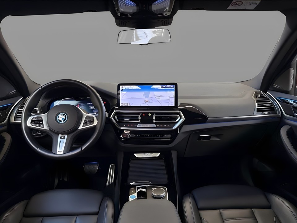BMW iX3 (4)