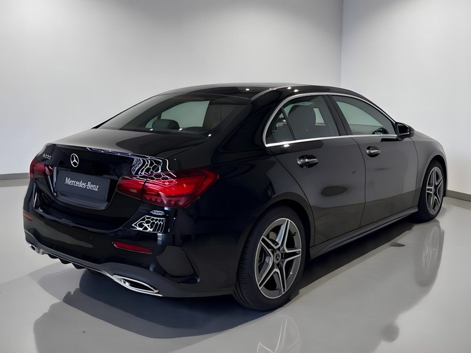 Mercedes-Benz A 200 (3)