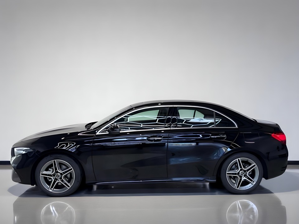 Mercedes-Benz A 200 (4)