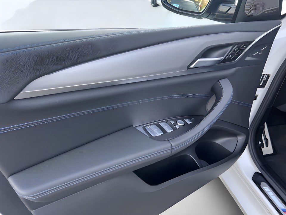 BMW iX3 - foto 14