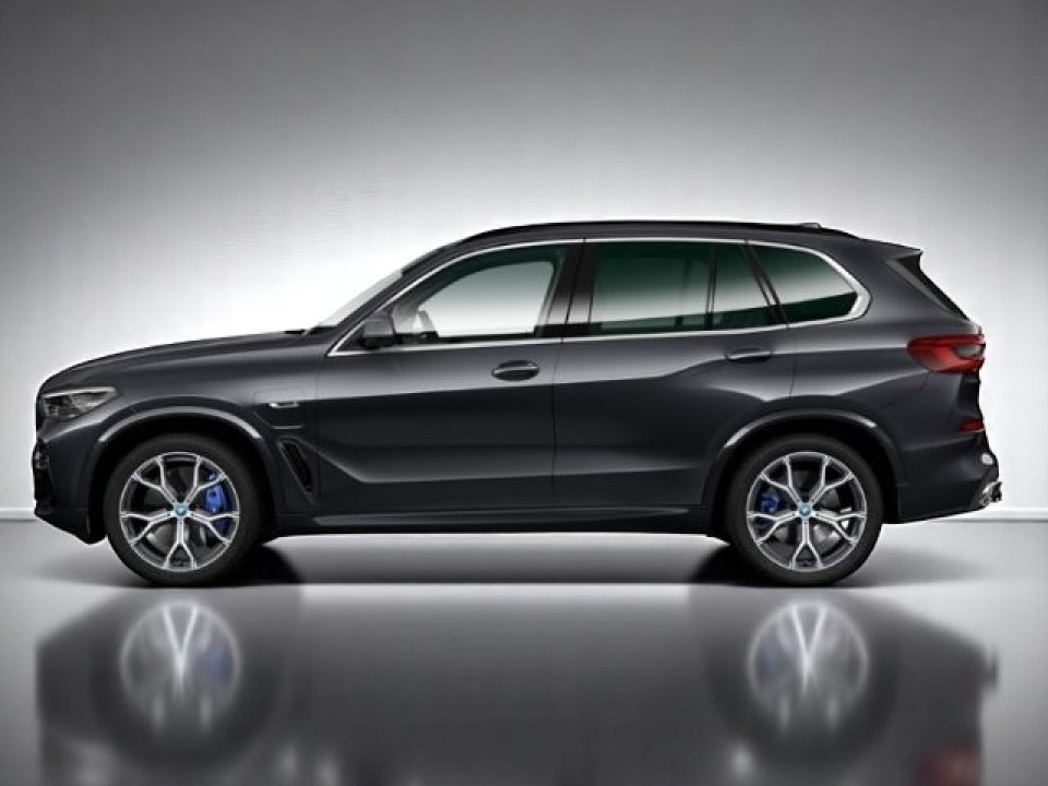 BMW X5 xDrive45e M-Sport (3)