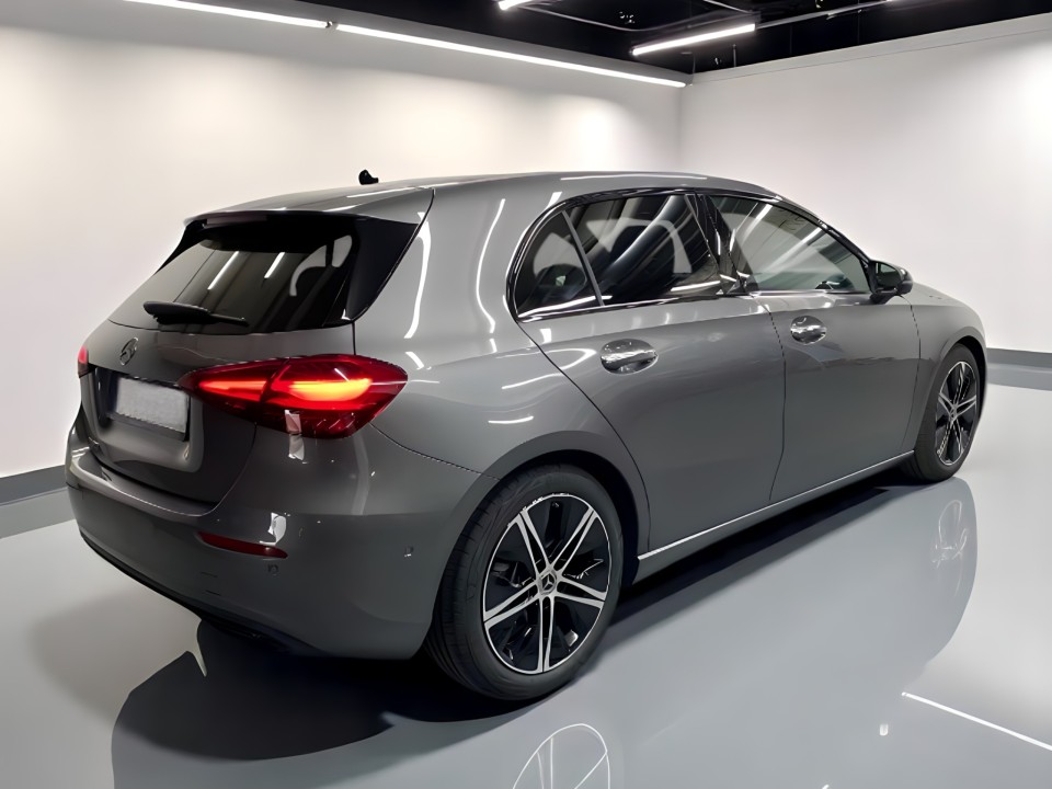 Mercedes-Benz A 180 (3)