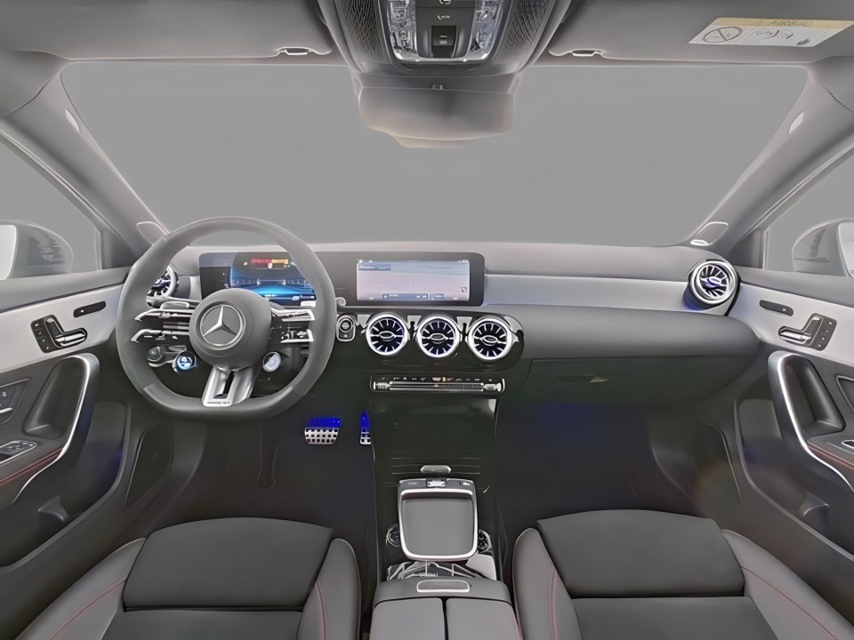 Mercedes-Benz A 45 S 4MATIC AMG (3)