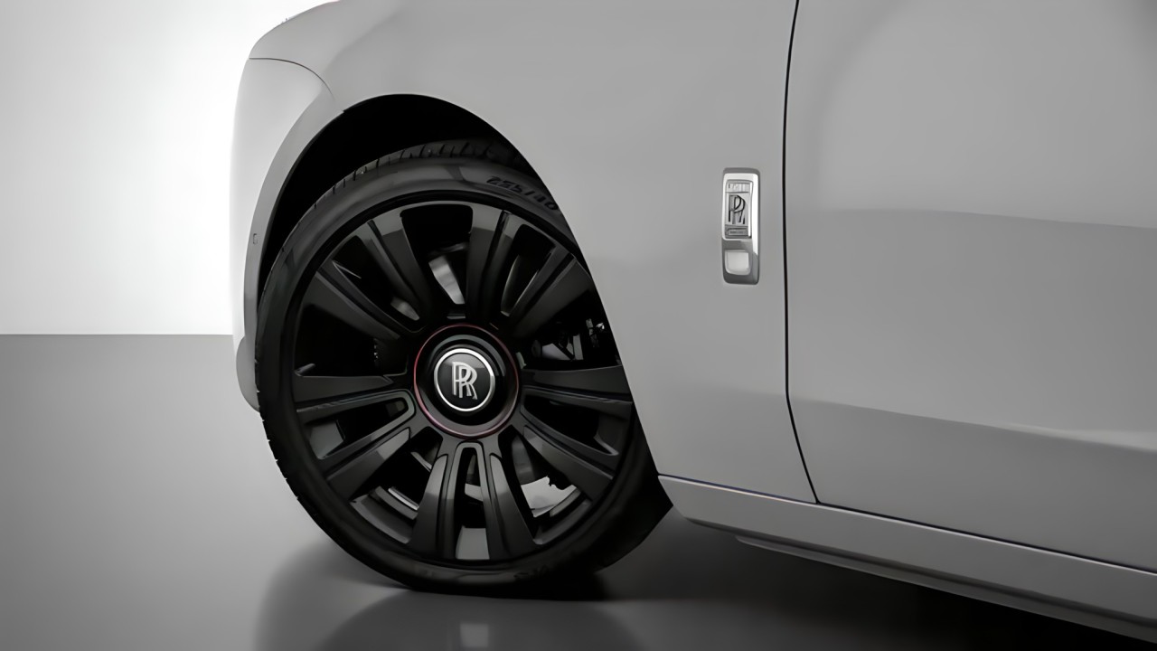 Rolls-Royce Ghost - foto 37
