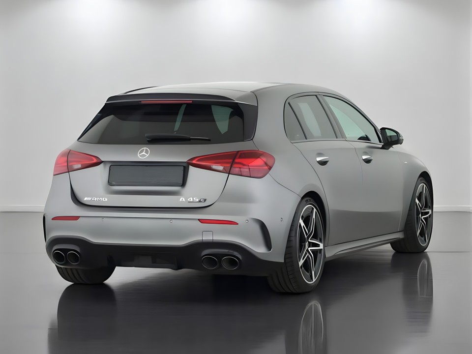 Mercedes-Benz A 45 S 4MATIC AMG (5)