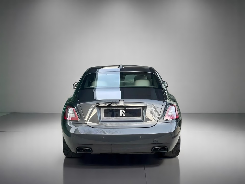 Rolls-Royce Ghost (4)