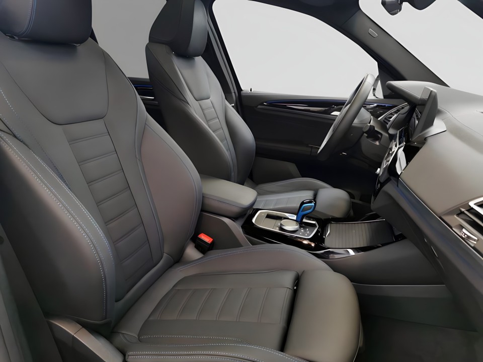 BMW iX3 - foto 8