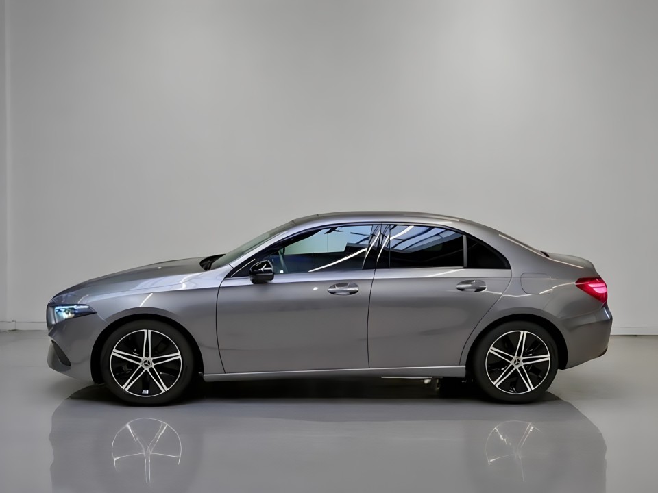 Mercedes-Benz A 250 4MATIC (3)